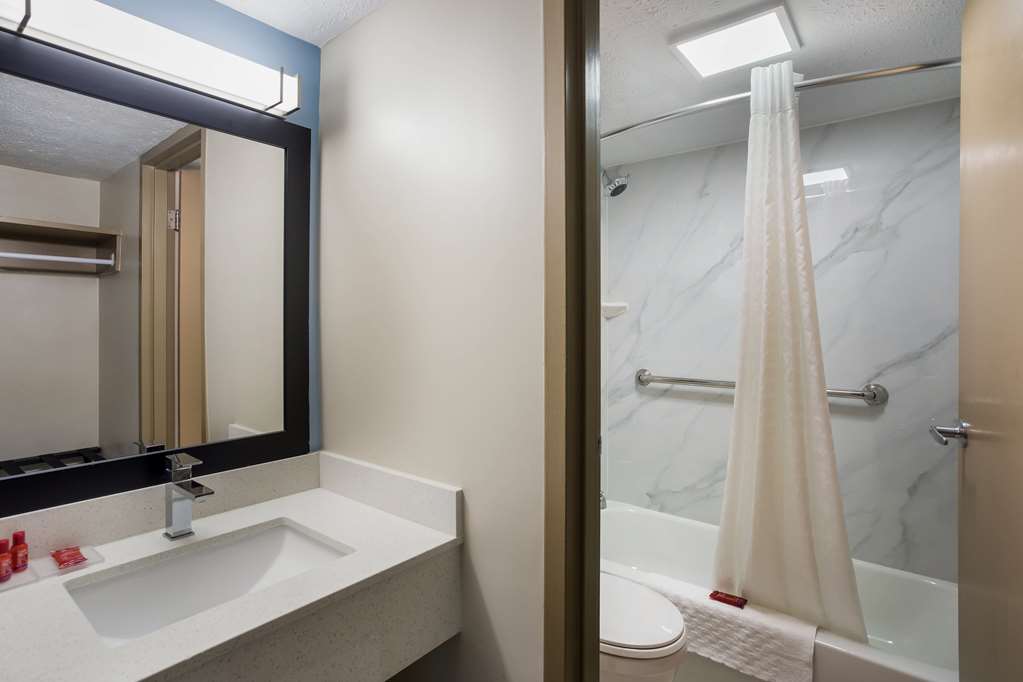 SureStay Hotel by Best Western Bardstown General Nelson - photo 27
