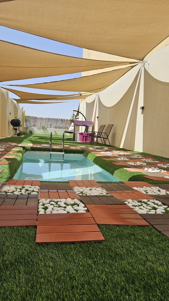 Dubai's Hidden Gem Villa With Private Pool — 4-Star Luxury Hotel in Dubai, United Arab Emirates