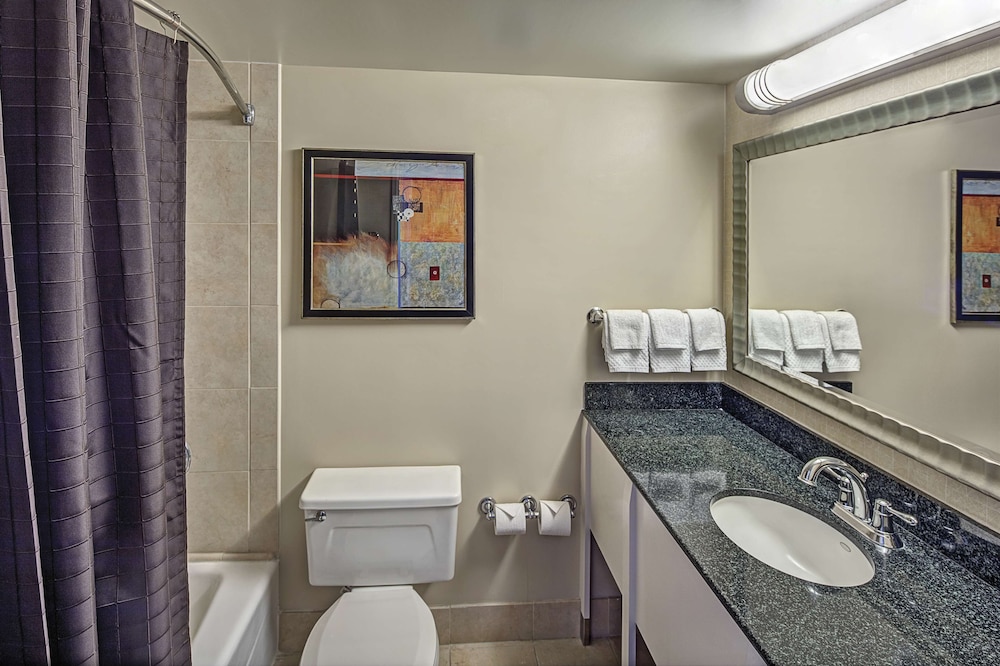 Hilton Sacramento Arden West - photo 11
