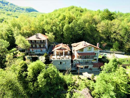 Lydia Lithos Mountain Resort — hotel in Metamorfosi