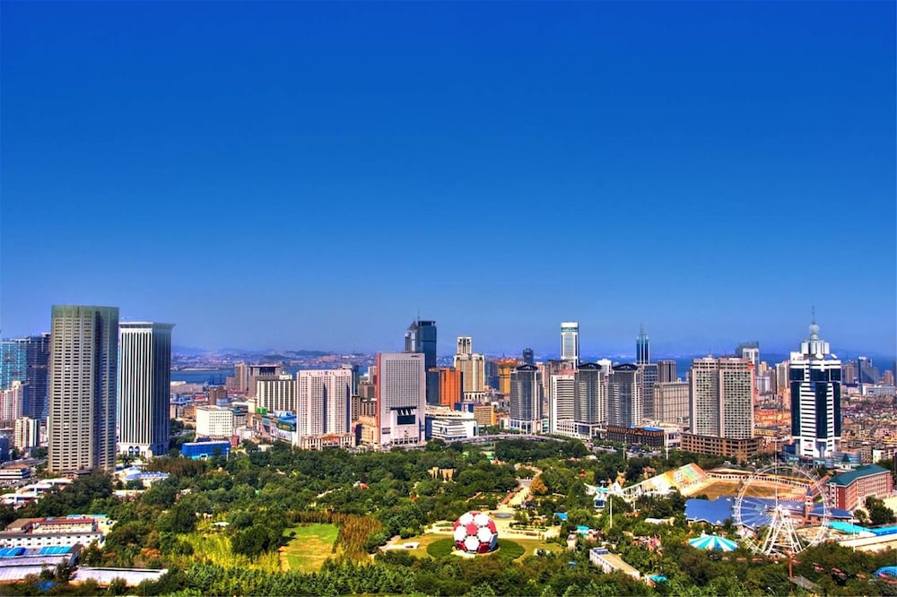 Ruishi Hotel Dalian - carbon neutral hotel in Dalian