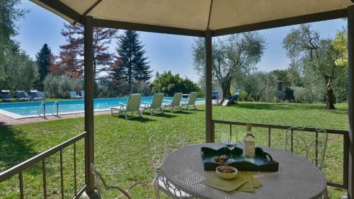 Lu b648 capa0at Villa Alida 12 — 4-Star Luxury Hotel in Capannori, Italy