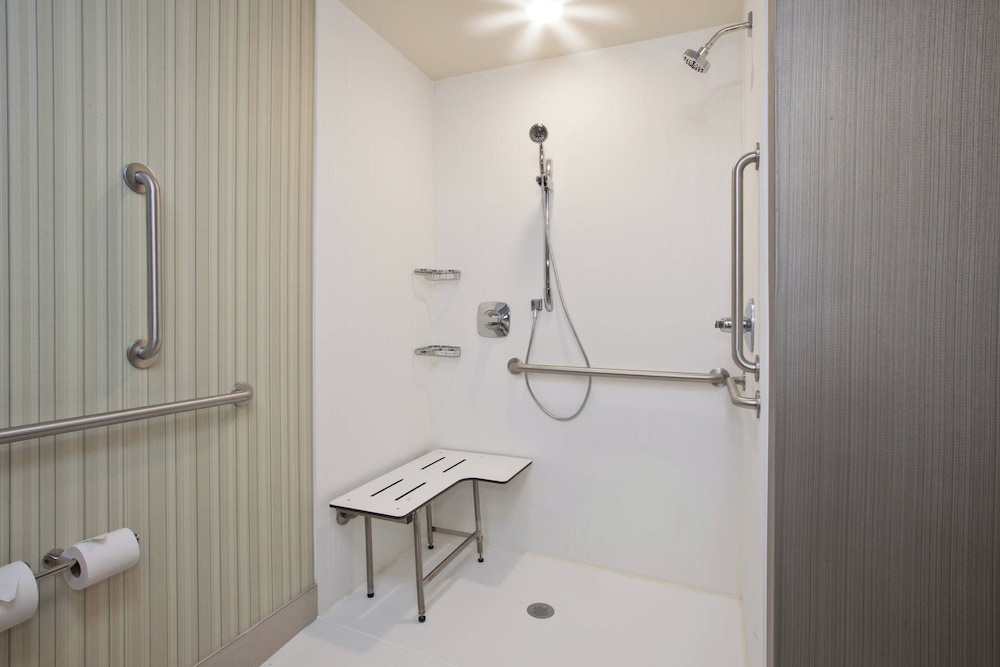 Courtyard by Marriott St. Joseph Benton Harbor - photo 18