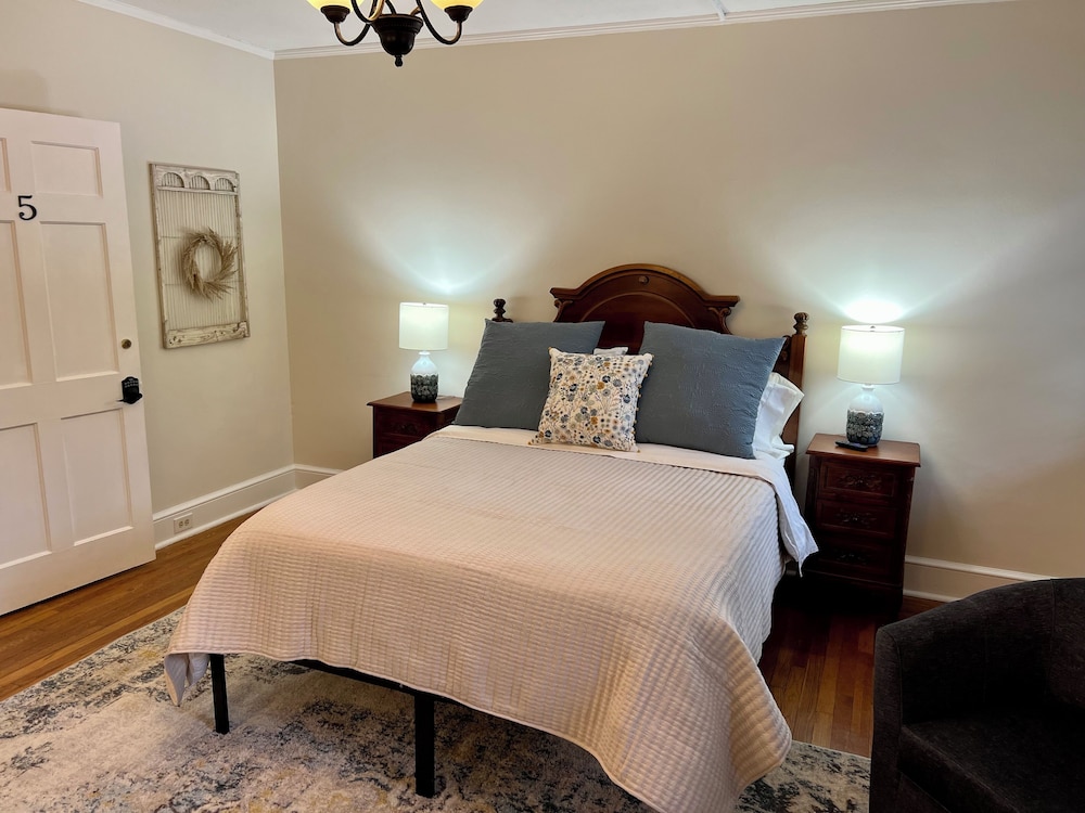 Valcour Inn & Boathouse - photo 24
