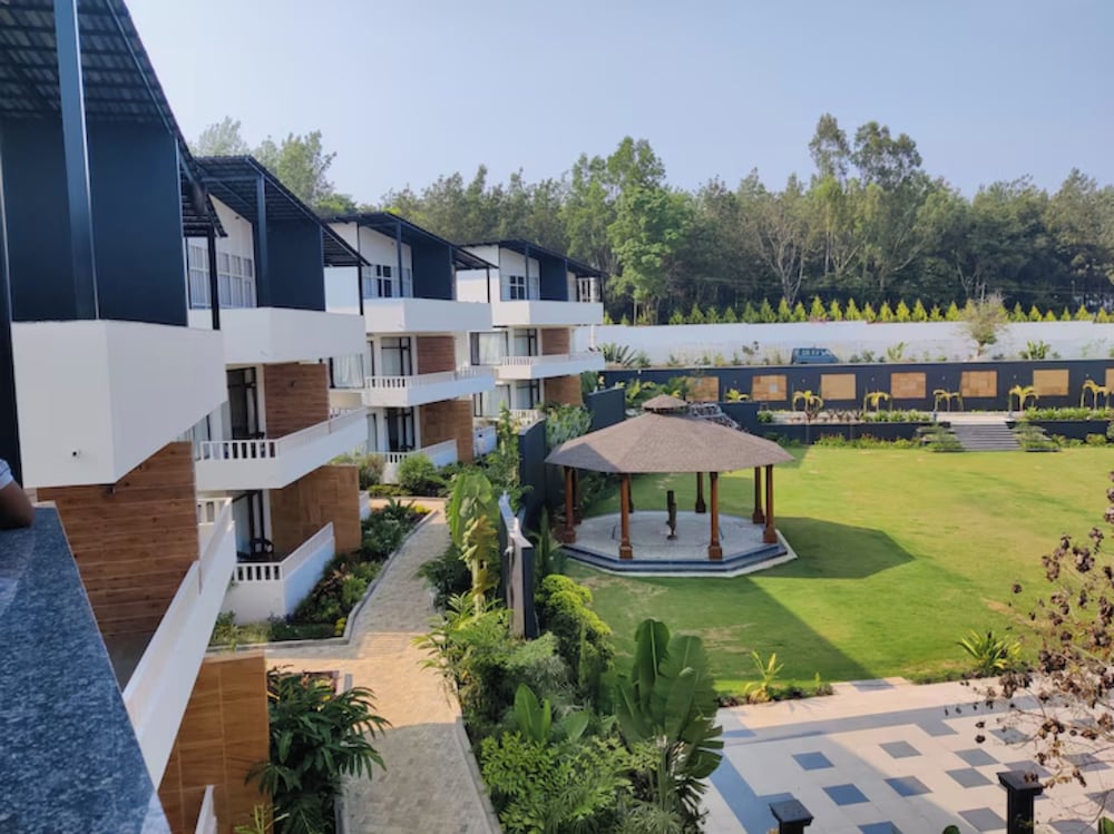 Bindiga Peak Resorts in Chikmagalur, India