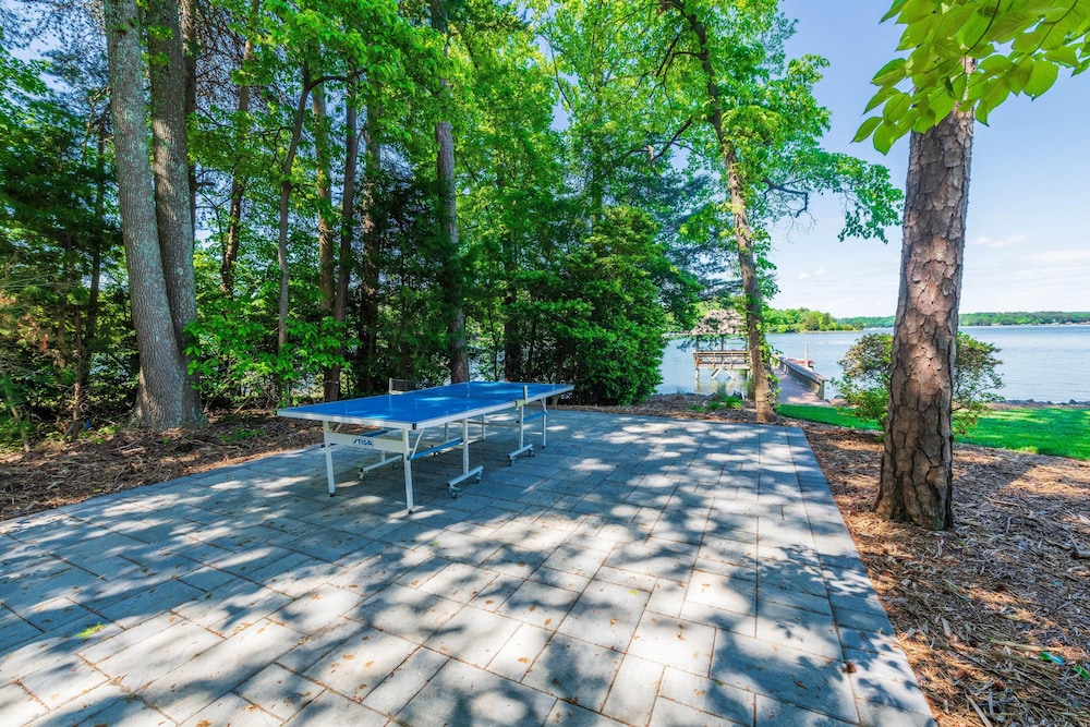 Lake Norman Hideaway - photo 29