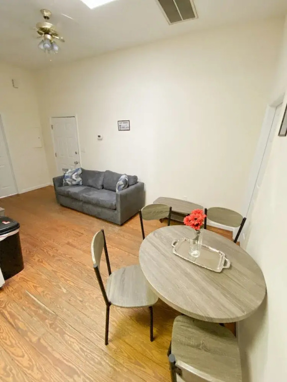 Marion Square Suites - photo 9