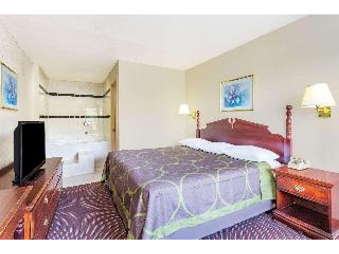 Super 8 by Wyndham Ashland Richmond - photo 11