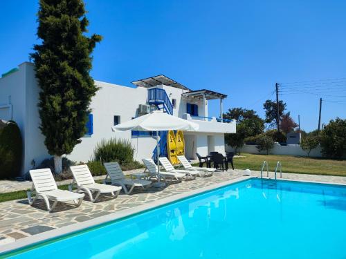 Navy Greece Villa with Swimming Pool & Sea View — 4-Star Luxury Hotel in Makrygialos, Greece