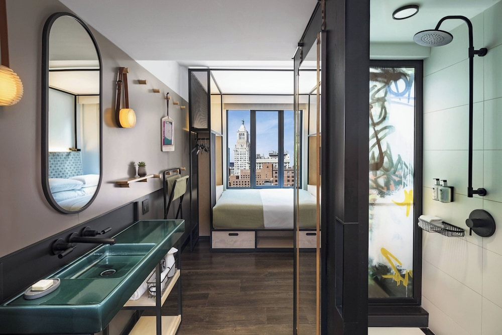 Moxy NYC East Village - photo 24