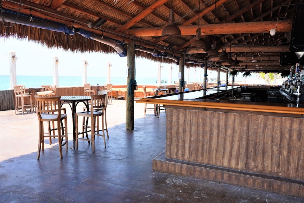 Glunz Ocean Beach Hotel & Resort - photo 96