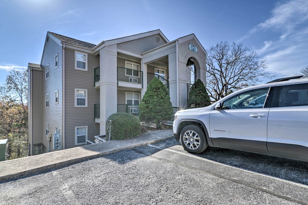 Modern Resort Condo about 3 Mi to Branson Landing - photo 15