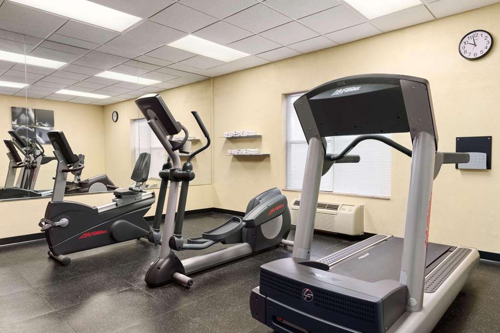 Country Inn & Suites by Radisson Frackville PA - photo 22