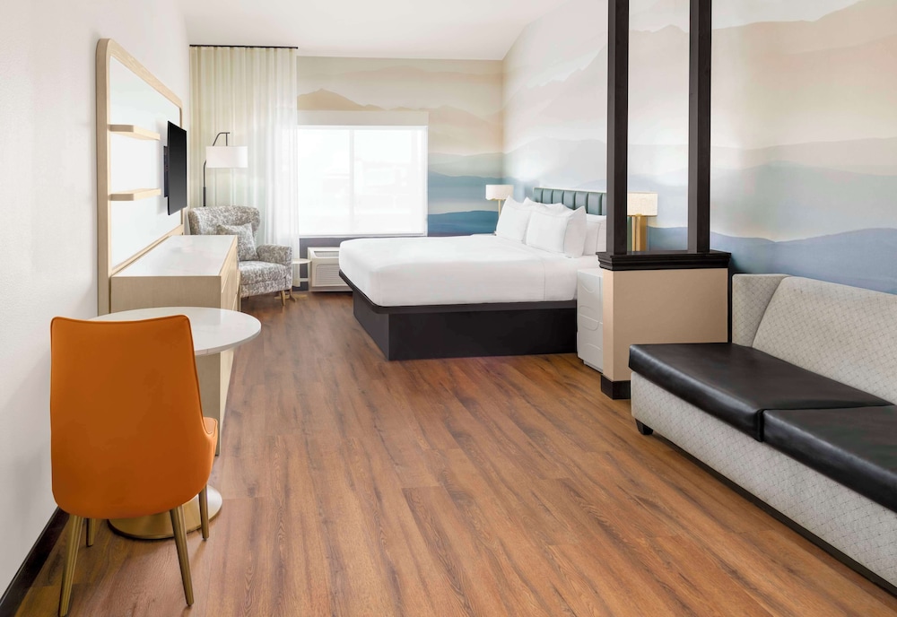 DoubleTree by Hilton Phoenix Gilbert - photo 25