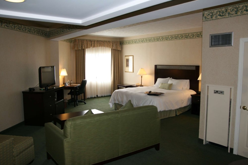 Hampton Inn Colchester - photo 6
