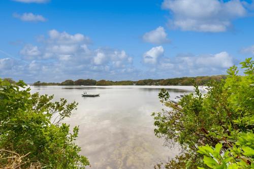 Mermaid’s Rest in Centerville, United States