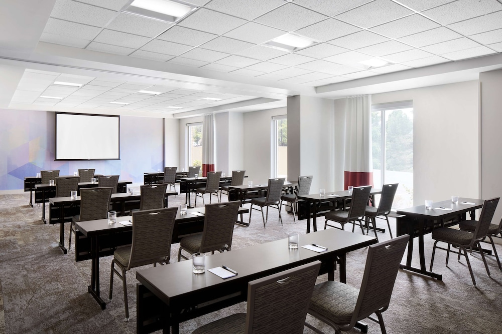 Hilton Garden Inn Denver South Park Meadows Area - photo 23