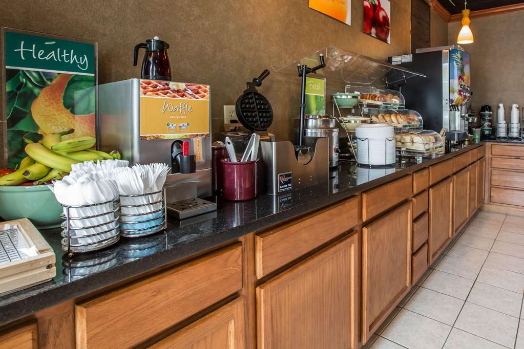 Quality Inn & Suites Hanes Mall - photo 40