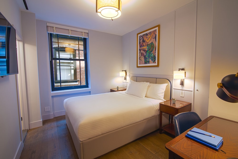 Hotel Belleclaire - photo 24