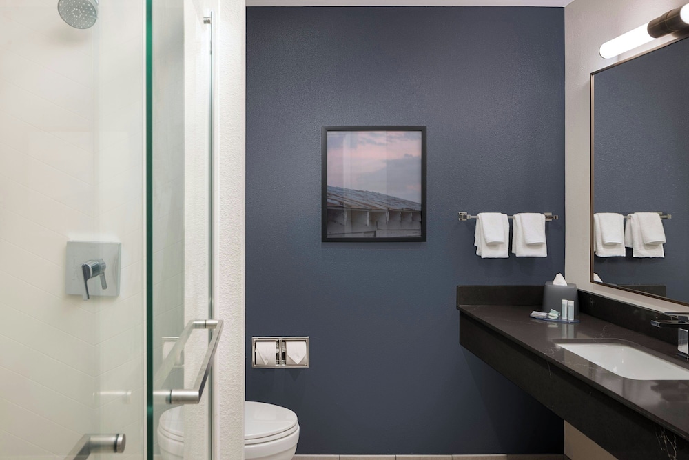 Fairfield Inn & Suites Lake City - photo 18