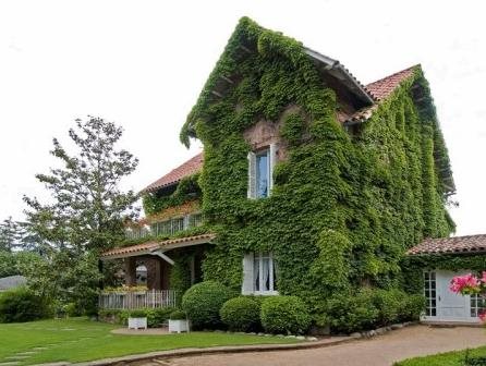 Xalet La Coromina in Viladrau, Spain