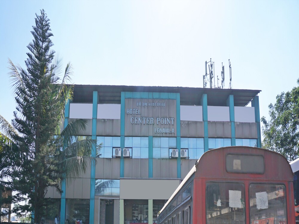 OYO 24161 Hotel Centre Point — hotel in Lonavla