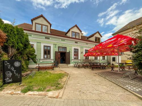 Penzion U Fandy — hotel in Satov