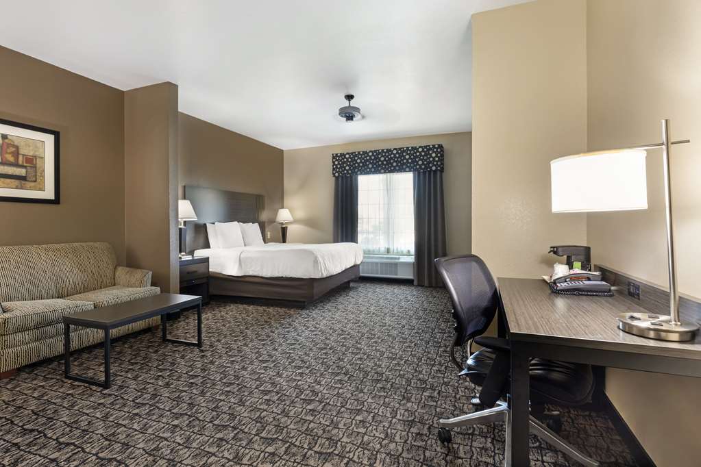 Best Western Carthage Inn & Suites - photo 20
