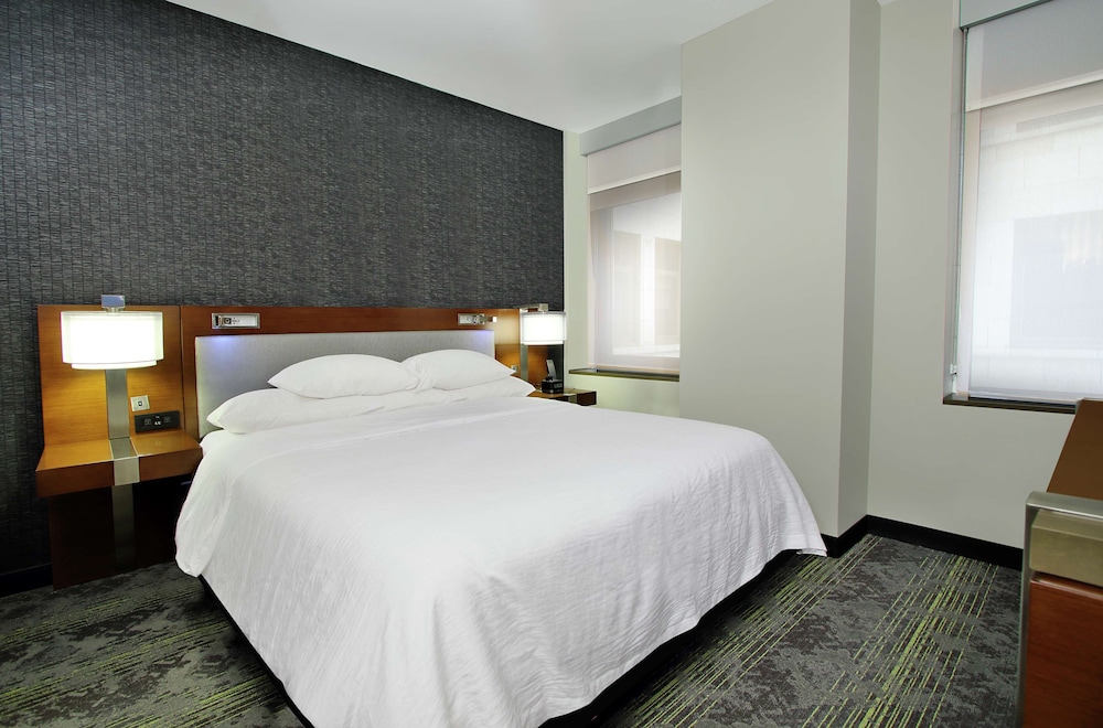 Embassy Suites By Hilton Pittsburgh Downtown - photo 12