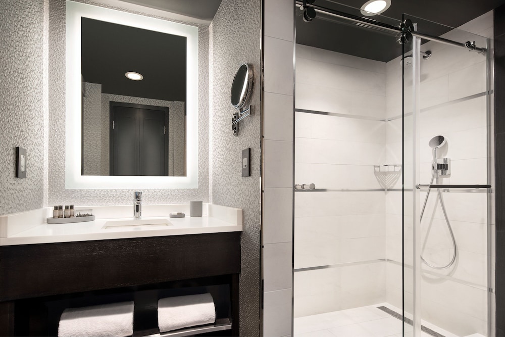 The Clancy Autograph Collection by Marriott - photo 32