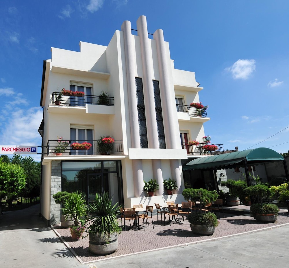Hotel Passacor - carbon neutral hotel in Sermide