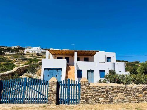 Vintage lover’s getaway — Antiparos — photo 3
