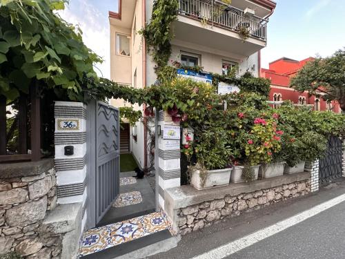 BlueSkyLite in Taormina, Italy