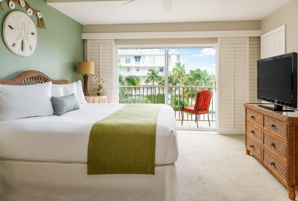 Olde Marco Island Inn and Suites - photo 6