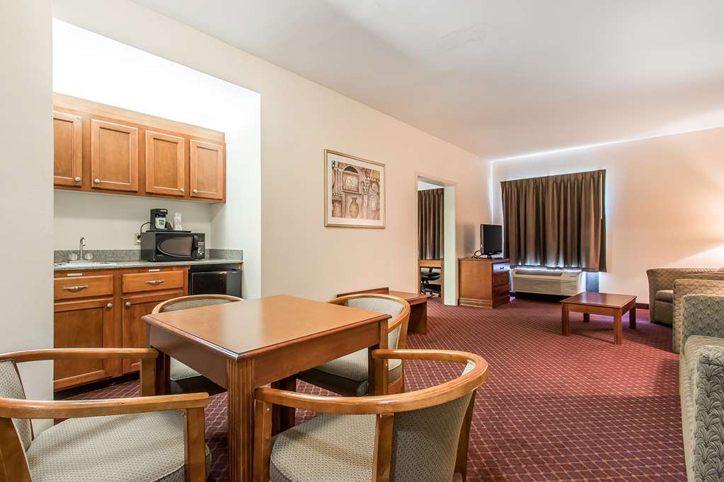Quality Suites New Iberia - photo 17