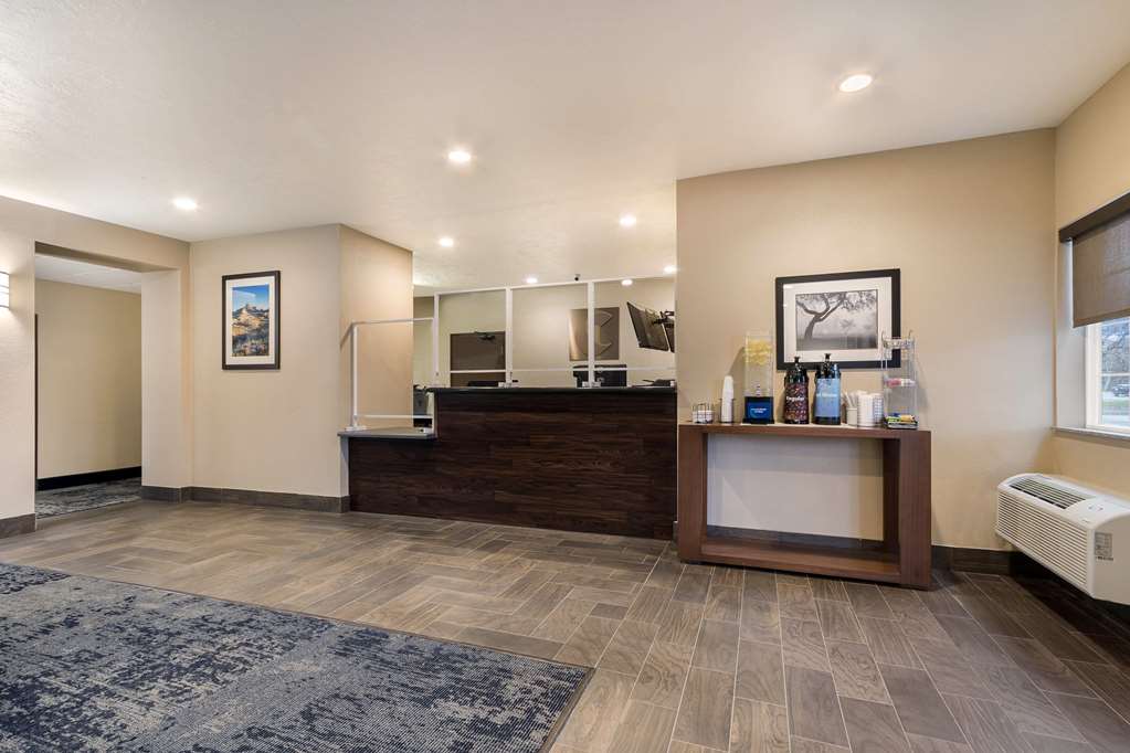 Comfort Inn Yankton SD - photo 9