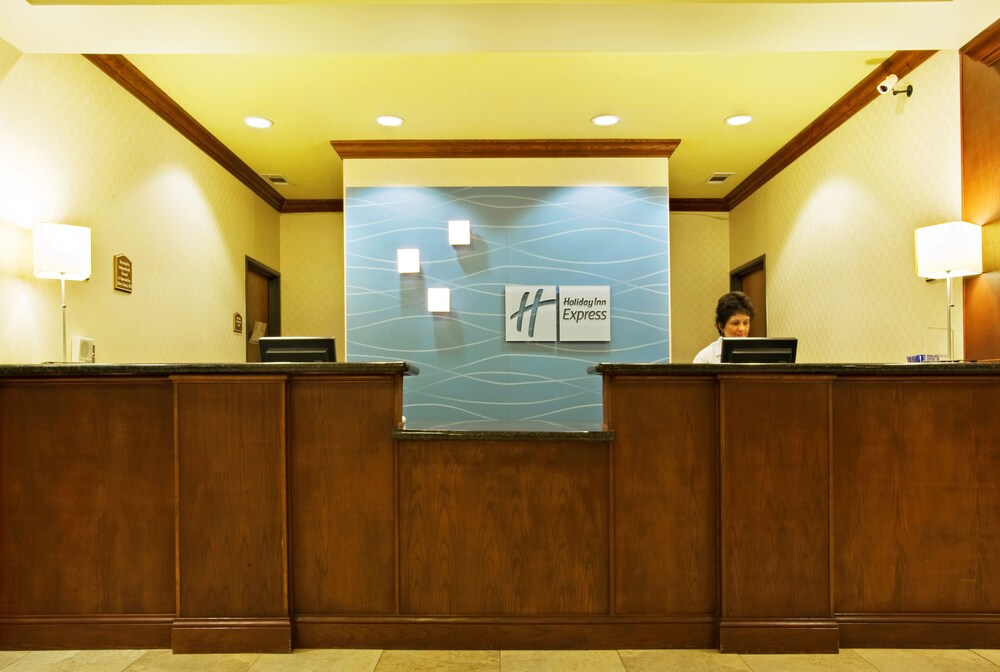 Holiday Inn Express & Suites Levelland by IHG - photo 28
