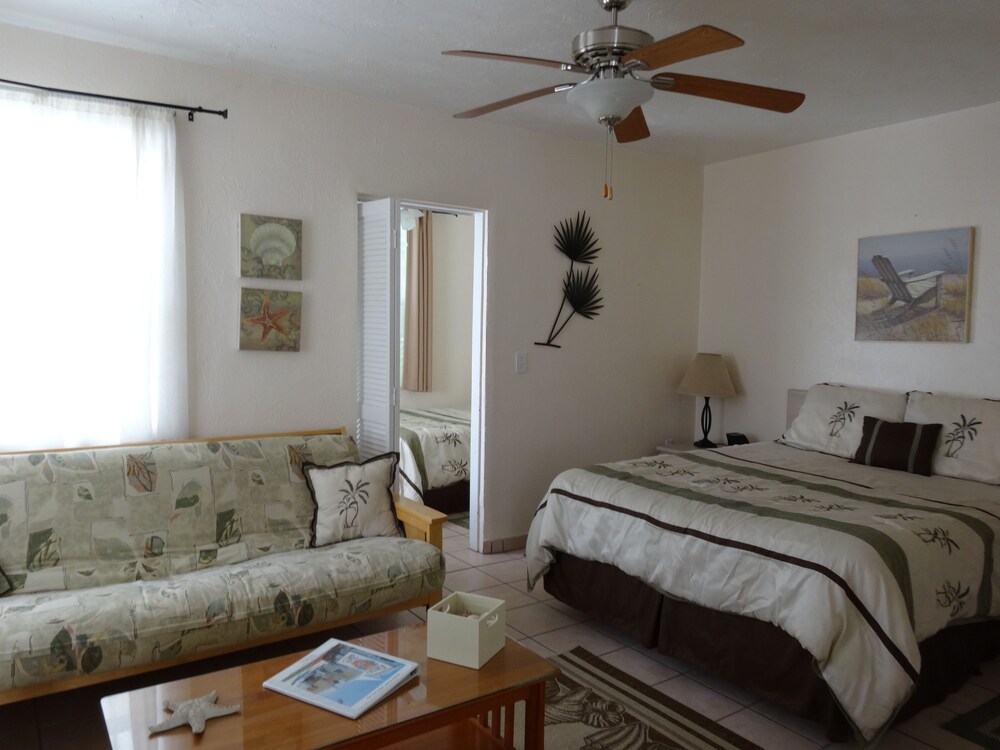 Queen's Gate Resort - photo 7