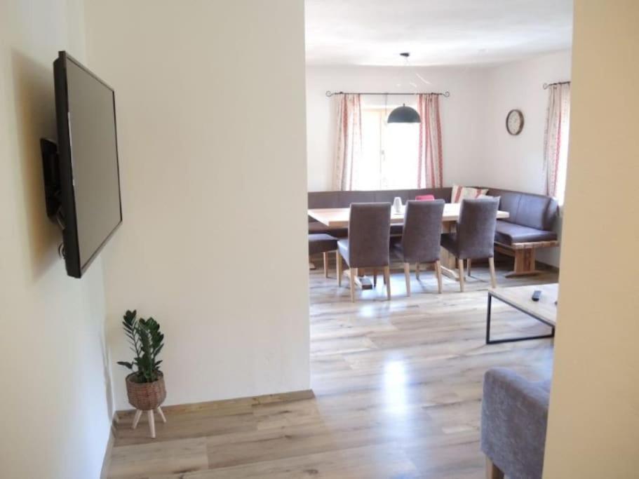 Ferienwohnung Ochsenhorn in Lofer 100 m 4 8 P. — 4-Star Luxury Hotel in Lofer, Austria