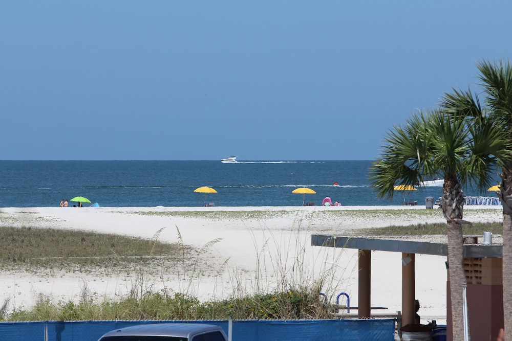Treasure Island Hotel and Marina - photo 68