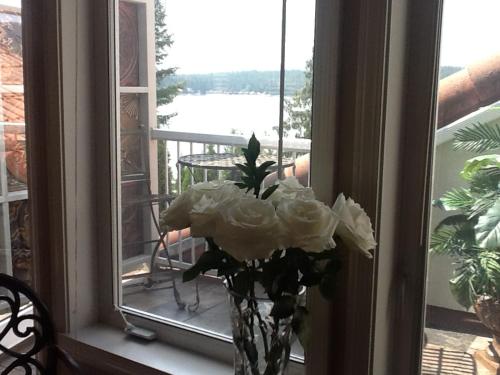 Inn at the Lake - photo 32