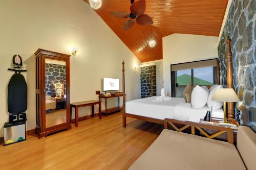 Alokik Sharanam Zinc Journey by The Fern Mahabaleshwar in Mahabaleshwar, India