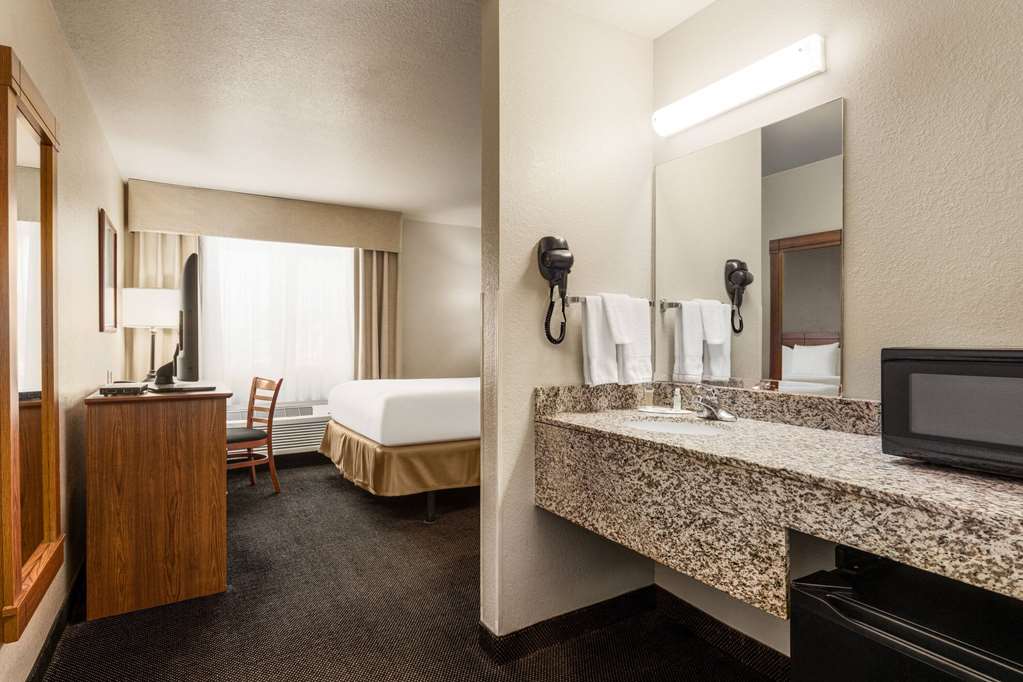 Travelodge by Wyndham Dexter - photo 38