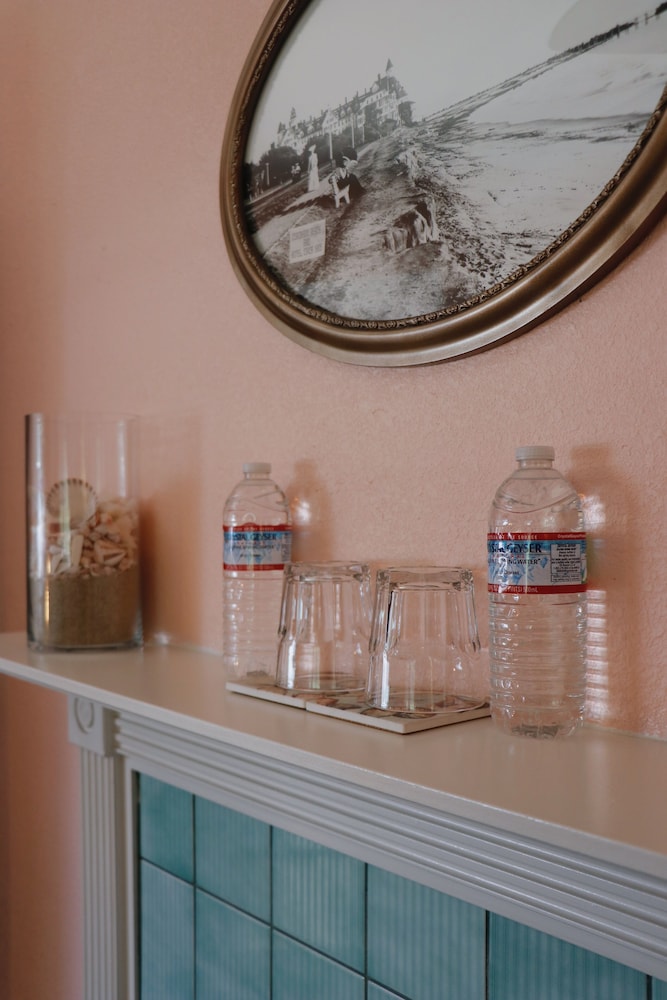 Pelican Cove Inn - photo 43
