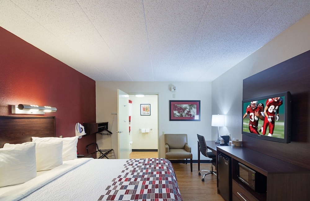 Red Roof Inn Madison WI - photo 25