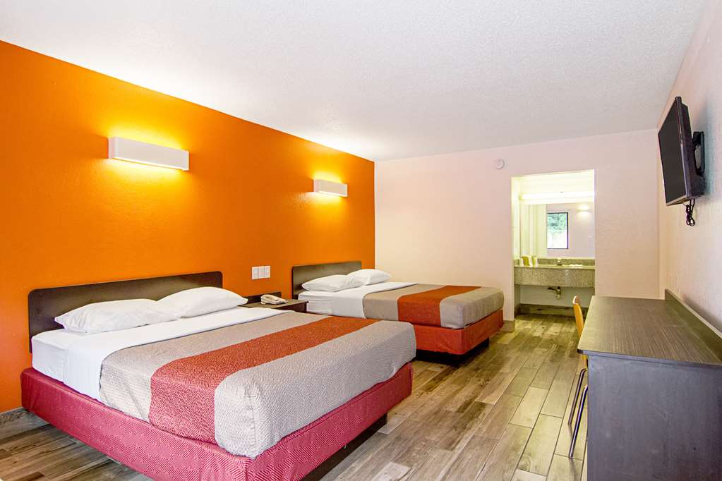 Motel 6 Starke FL - photo 24