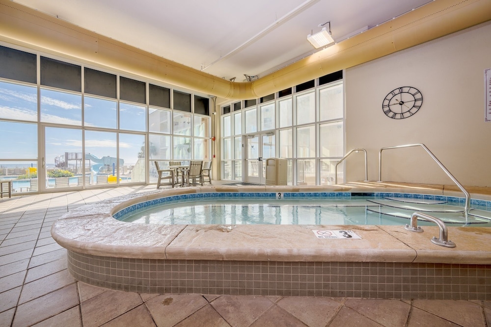 Phoenix Gulf Towers 2207 3 Bedroom Condo - photo 38