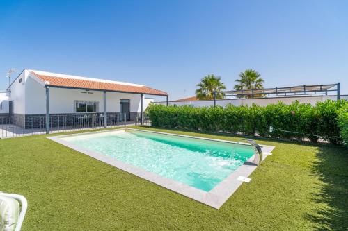 Casa rural Villa Gordito — 4-Star Luxury Hotel in La Lantejuela, Spain