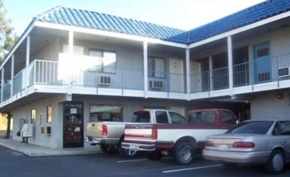 Circle Inn Motel - photo 21