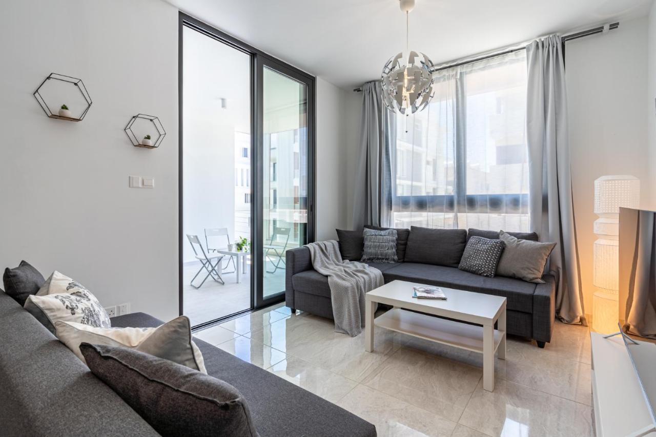Lana 1 Bedroom Apt in Larnaca